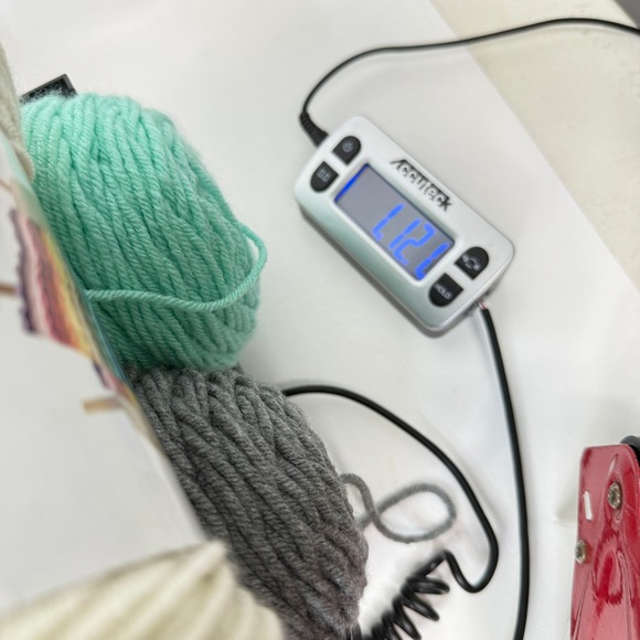 Craft Smart Value Yarn 4 Skeins Acrylic Taupe‎ Off White Gray Turquoise - Picture 10 of 11